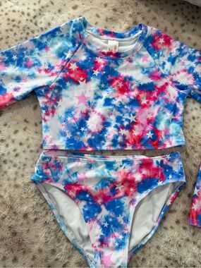 Cat & Jack Pink, Blue and White Star Tie-Dye Long-Sleeve Rashguard Set